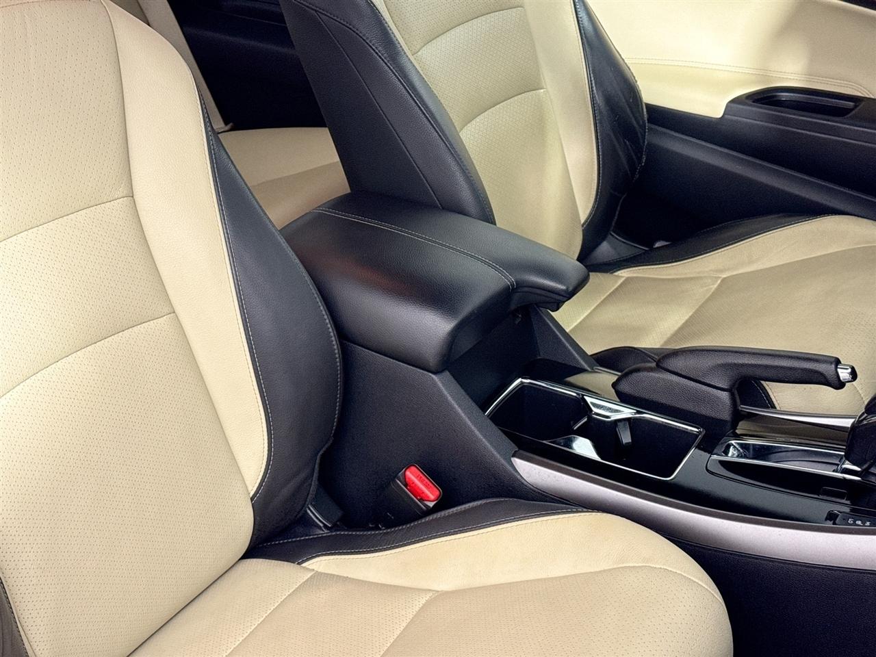 Honda Accord Coupe Touring Auto 2017