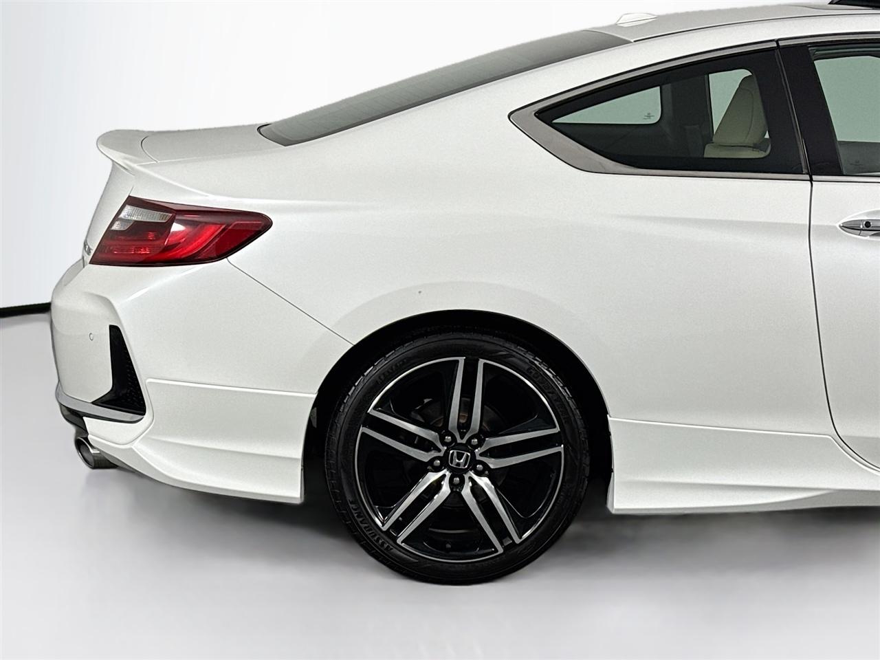 Honda Accord Coupe Touring Auto 2017