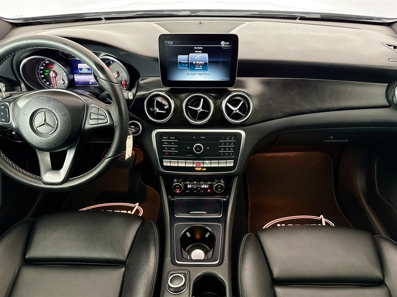 Mercedes-Benz GLA GLA 250 4MATIC SUV 2018