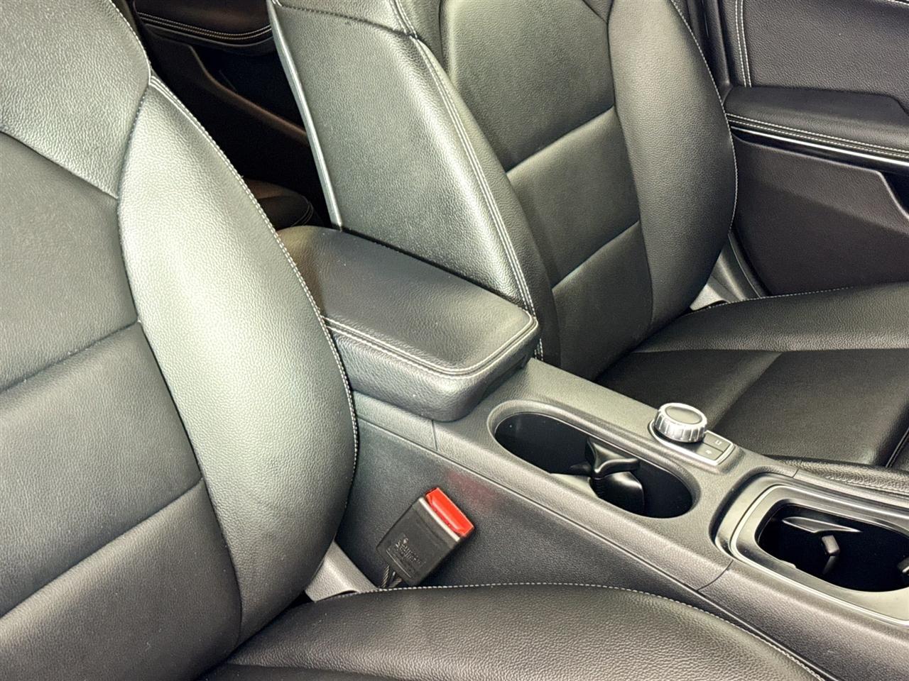 Mercedes-Benz GLA GLA 250 4MATIC SUV 2018