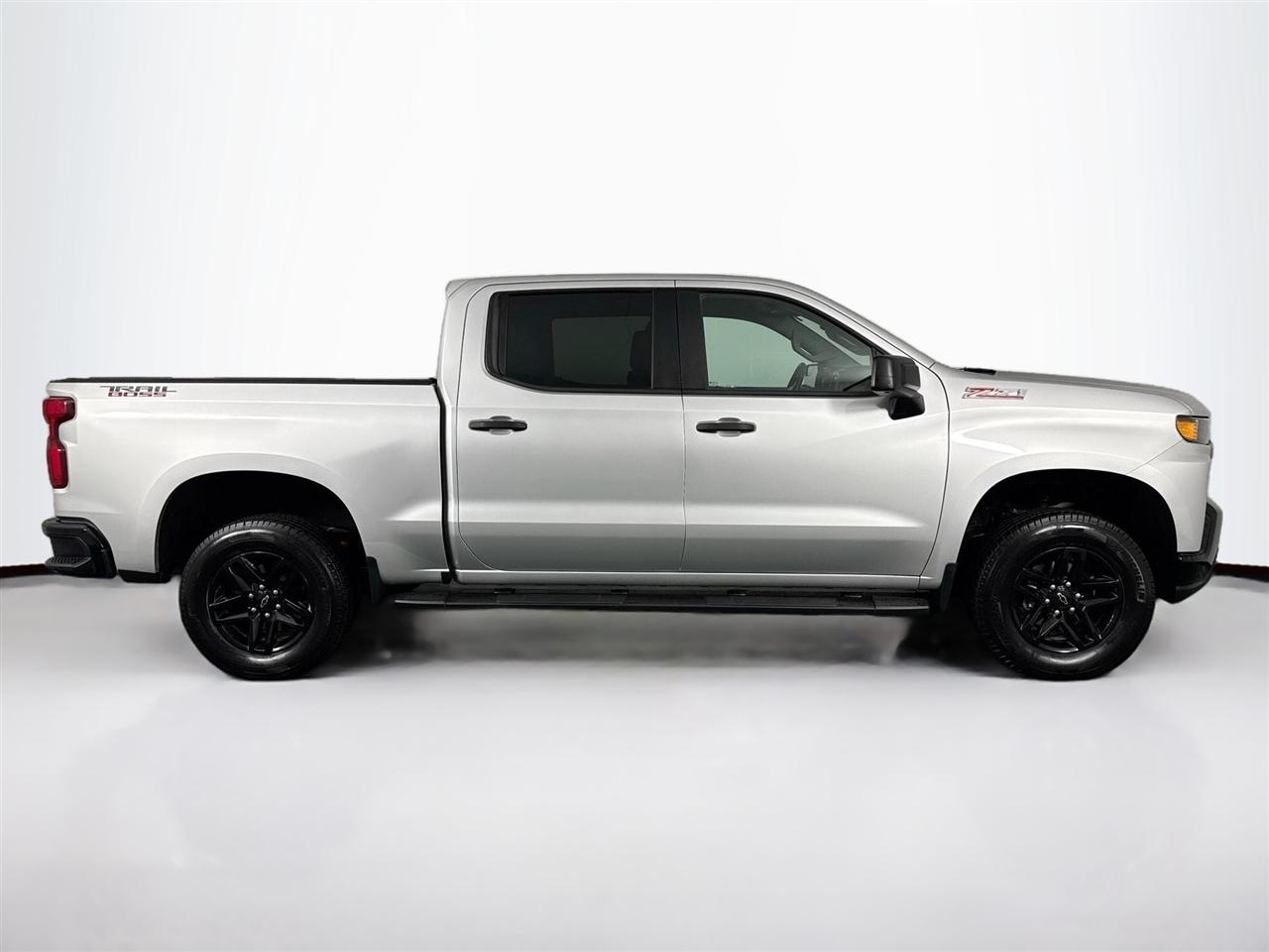 Chevrolet Silverado 1500 4WD Crew Cab 147" Custom Trail Boss 2019