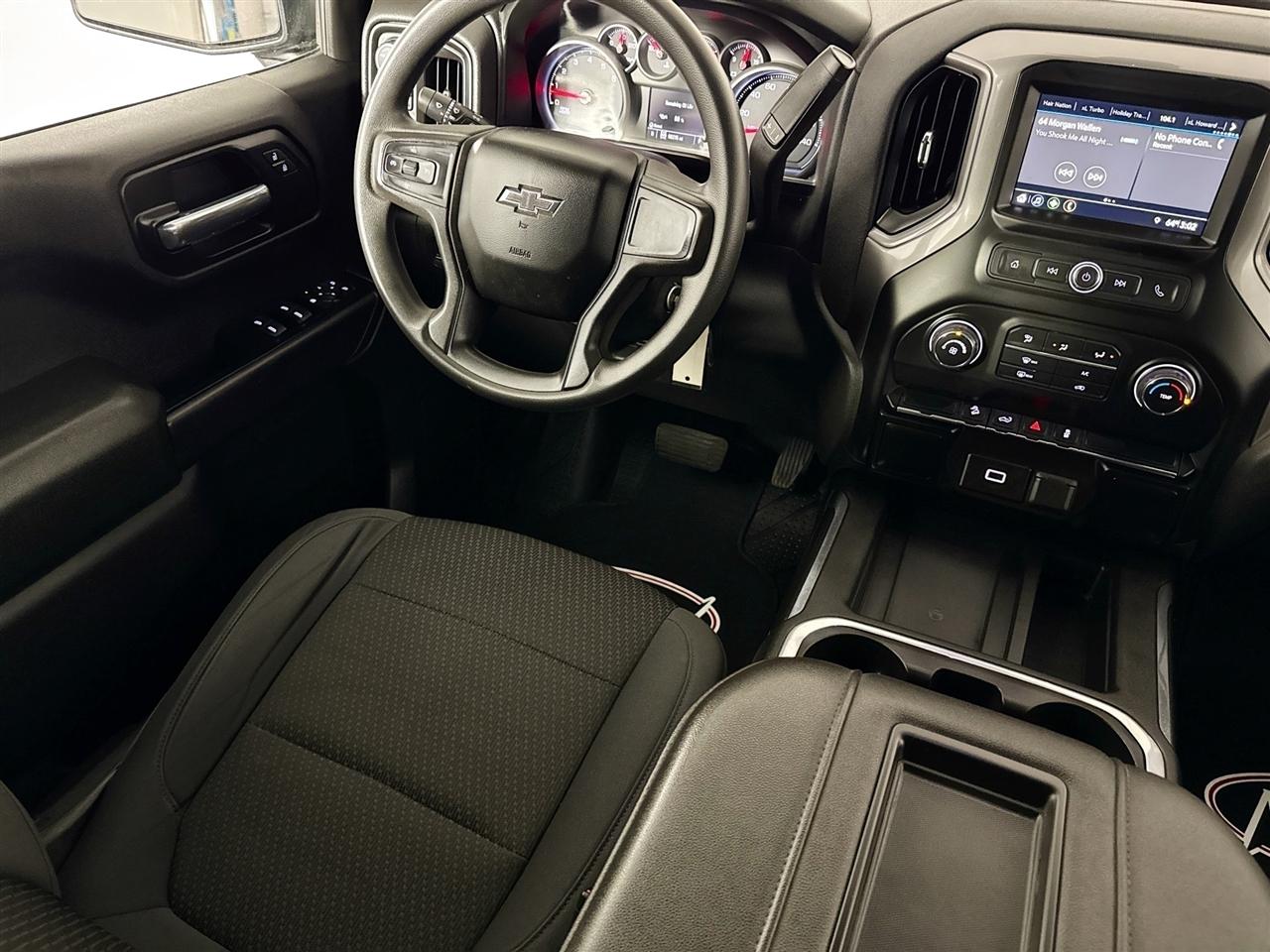 Chevrolet Silverado 1500 4WD Crew Cab 147" Custom Trail Boss 2019