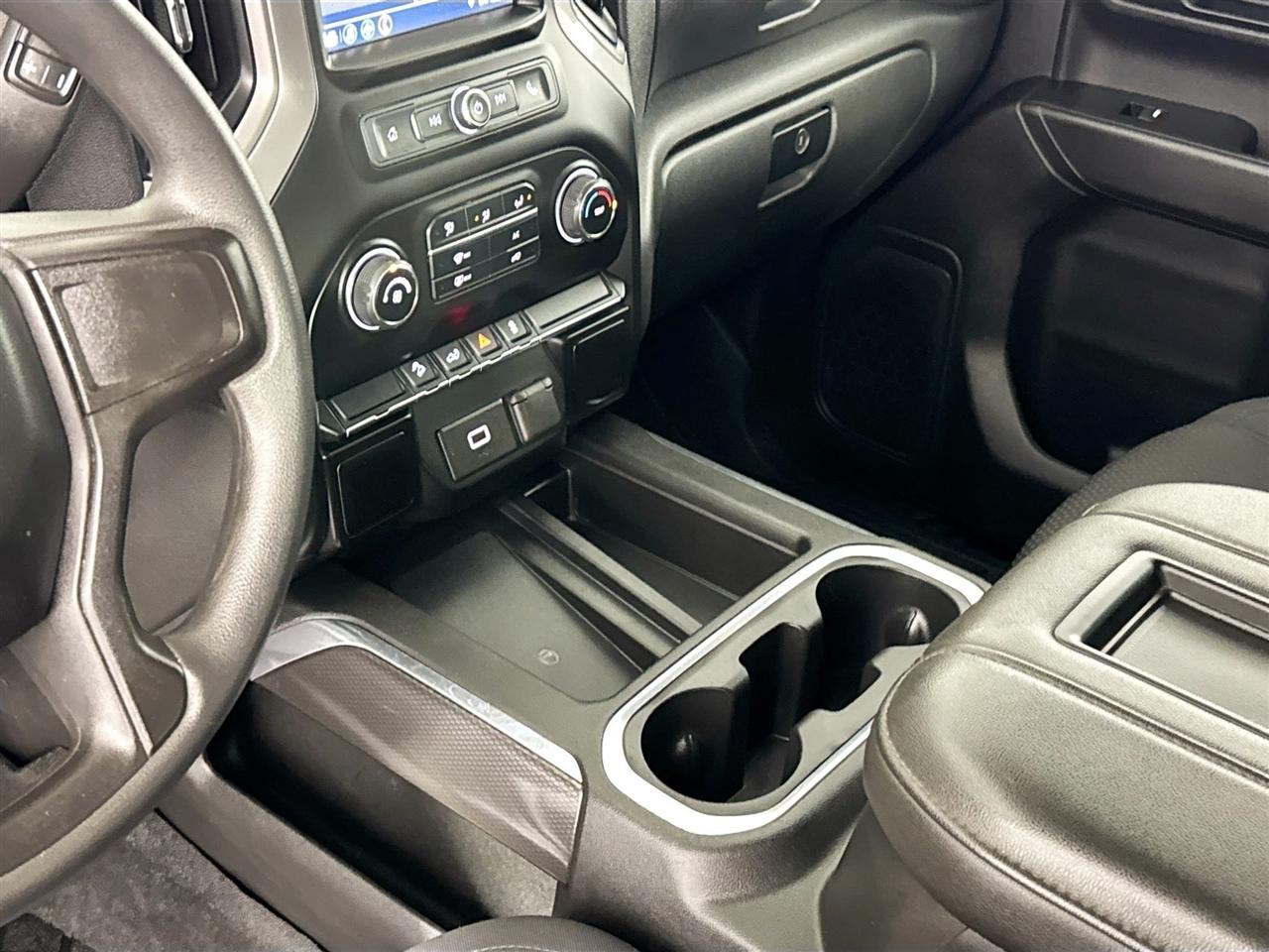Chevrolet Silverado 1500 4WD Crew Cab 147" Custom Trail Boss 2019