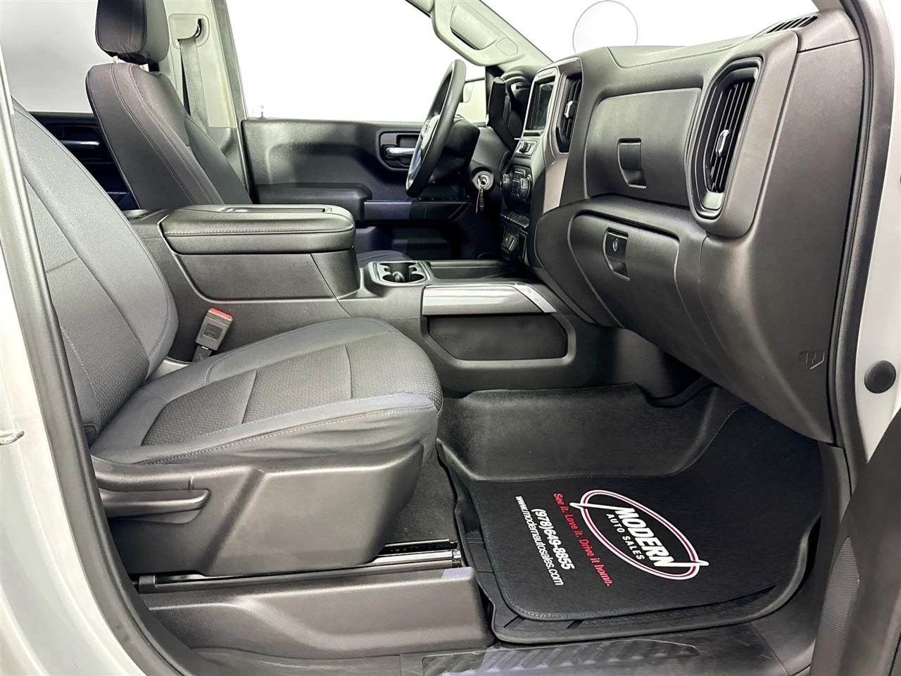 Chevrolet Silverado 1500 4WD Crew Cab 147" Custom Trail Boss 2019