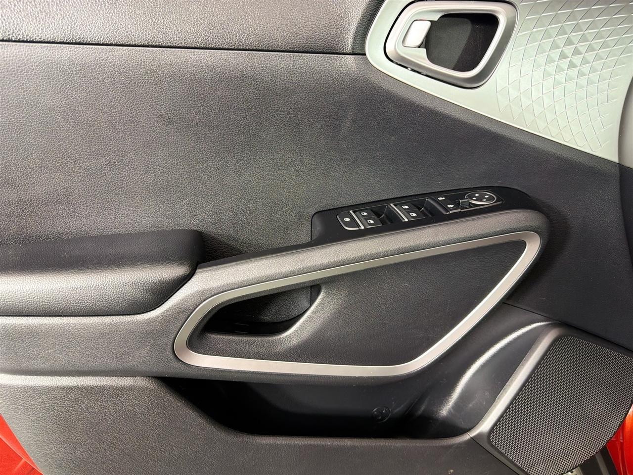Kia Soul LX IVT 2020