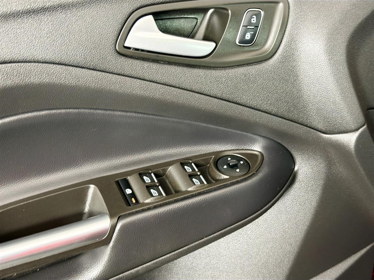 Ford Escape SEL 4WD 2019