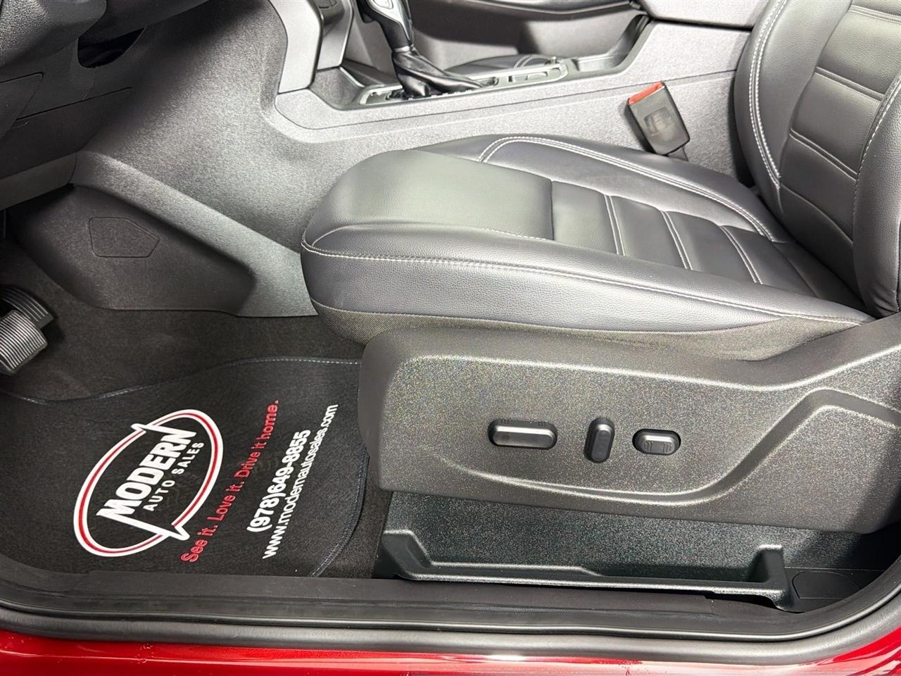 Ford Escape SEL 4WD 2019