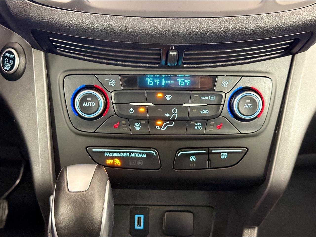 Ford Escape SEL 4WD 2019