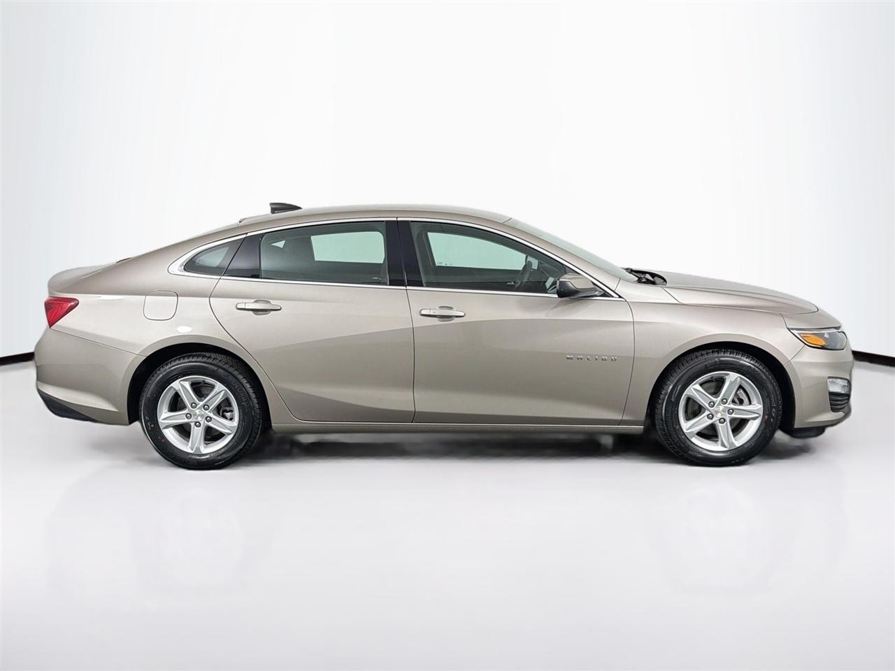 Chevrolet Malibu 4dr Sdn LS w/1FL 2023