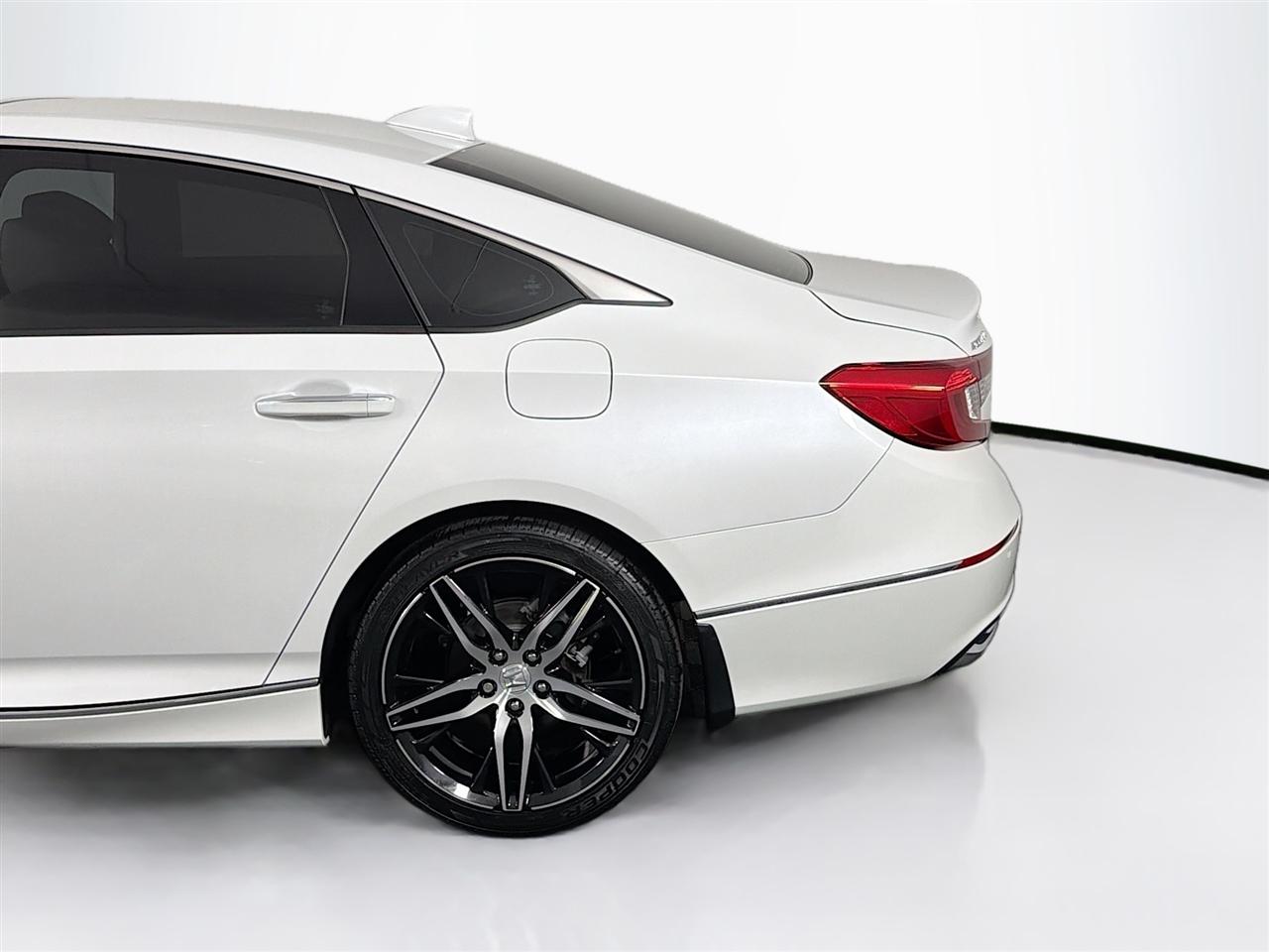 Honda Accord Hybrid Touring Sedan 2022