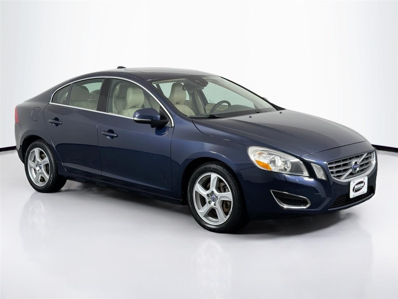 Volvo S60 4dr Sdn T5 AWD 2013