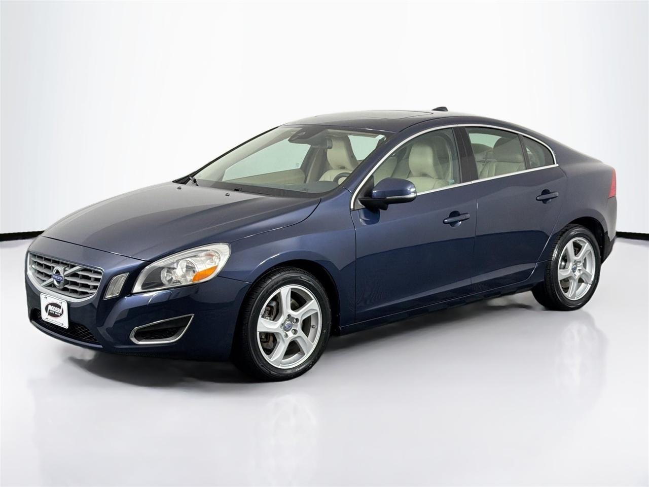 Volvo S60 4dr Sdn T5 AWD 2013