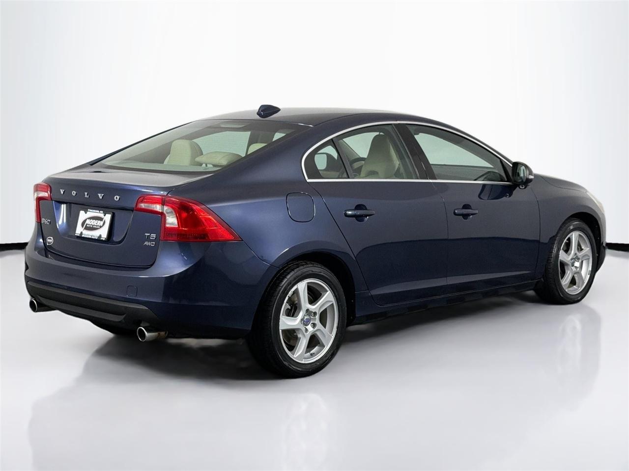 Volvo S60 4dr Sdn T5 AWD 2013