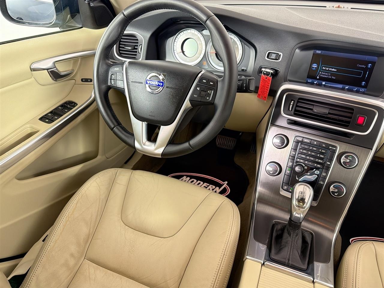 Volvo S60 4dr Sdn T5 AWD 2013