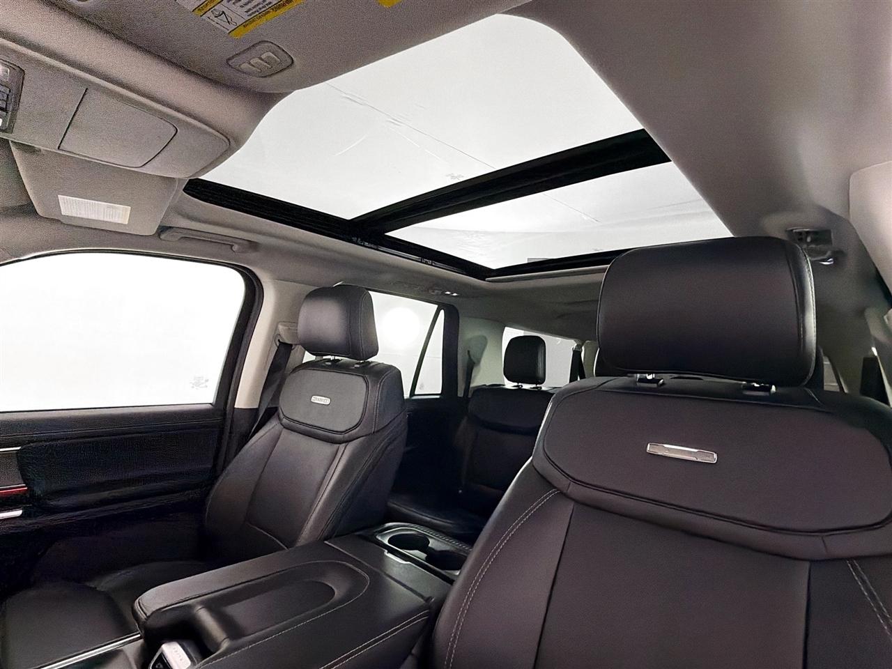 Ford Expedition Max Platinum 4x4 2025