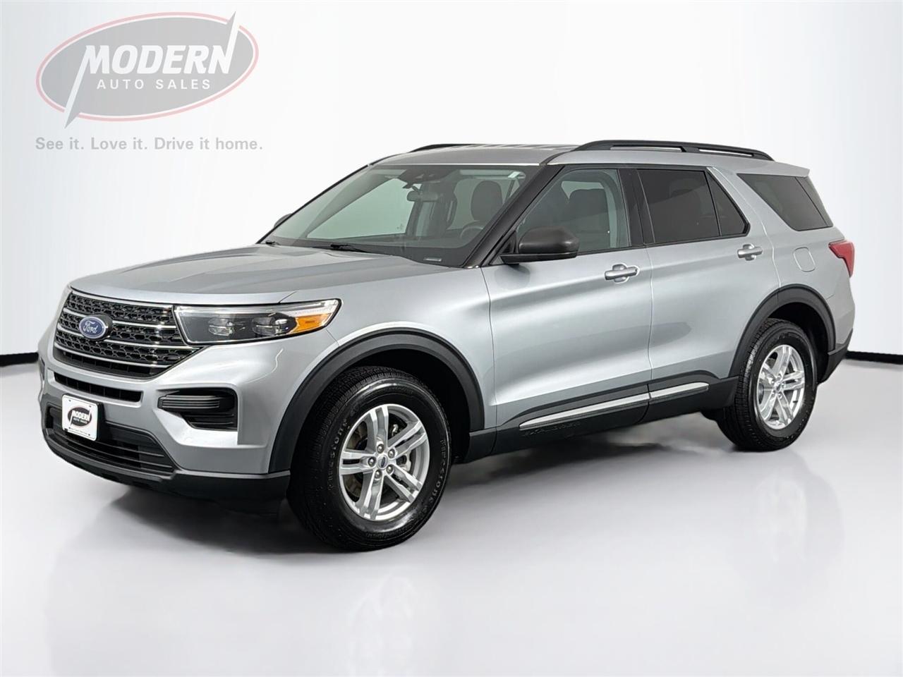 Ford Explorer XLT 4WD 2023