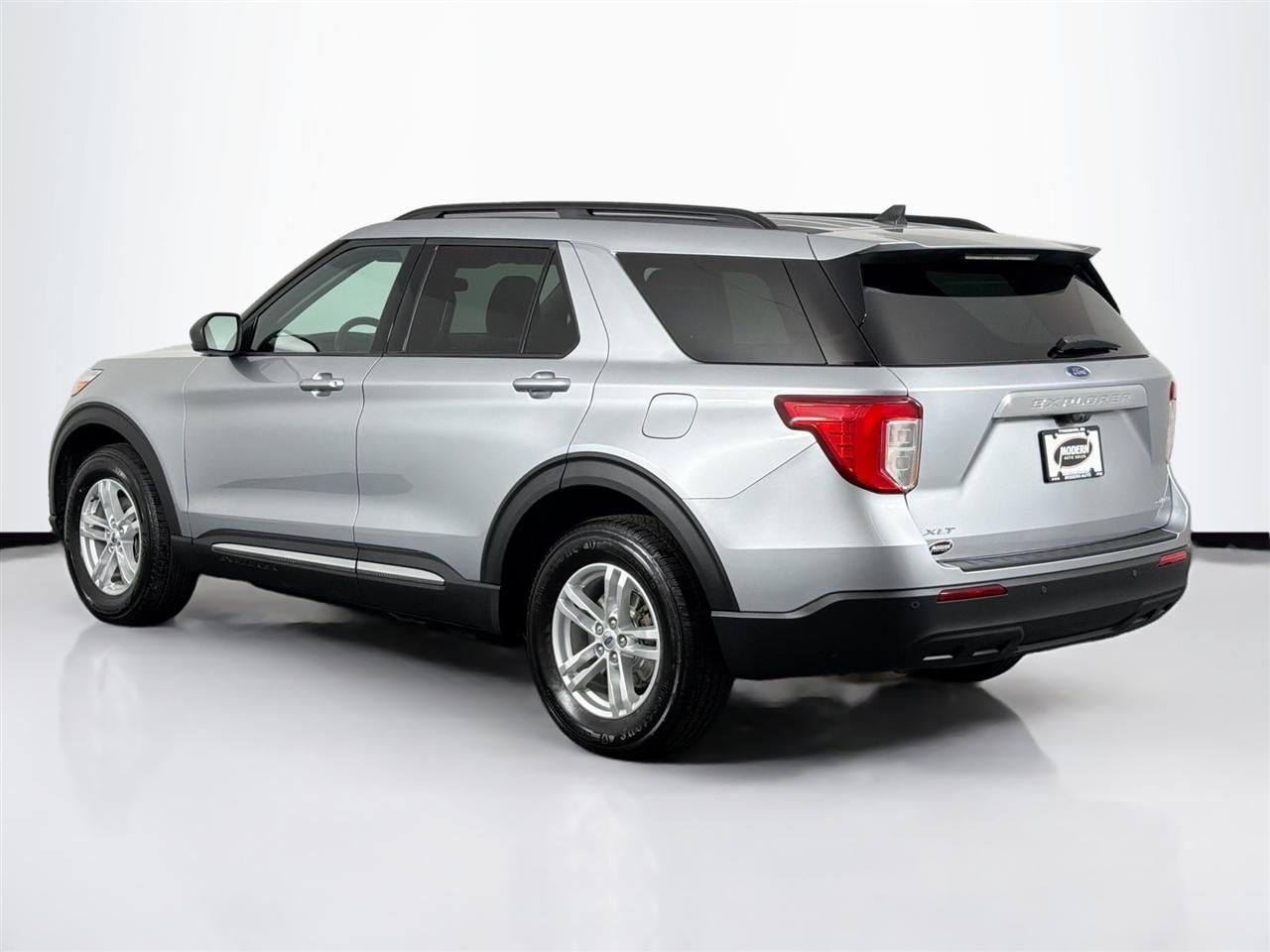 Ford Explorer XLT 4WD 2023