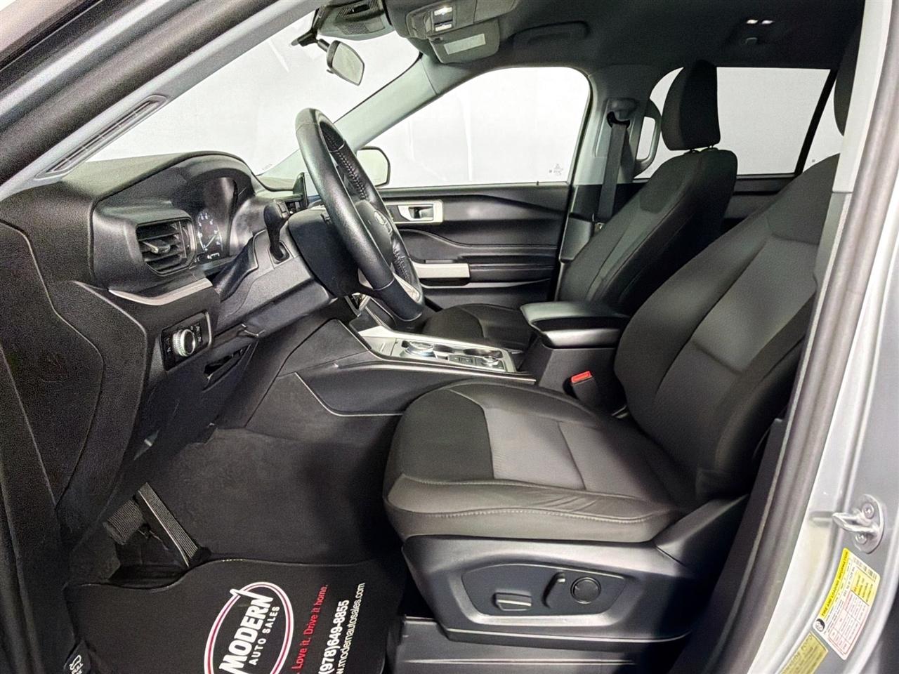 Ford Explorer XLT 4WD 2023