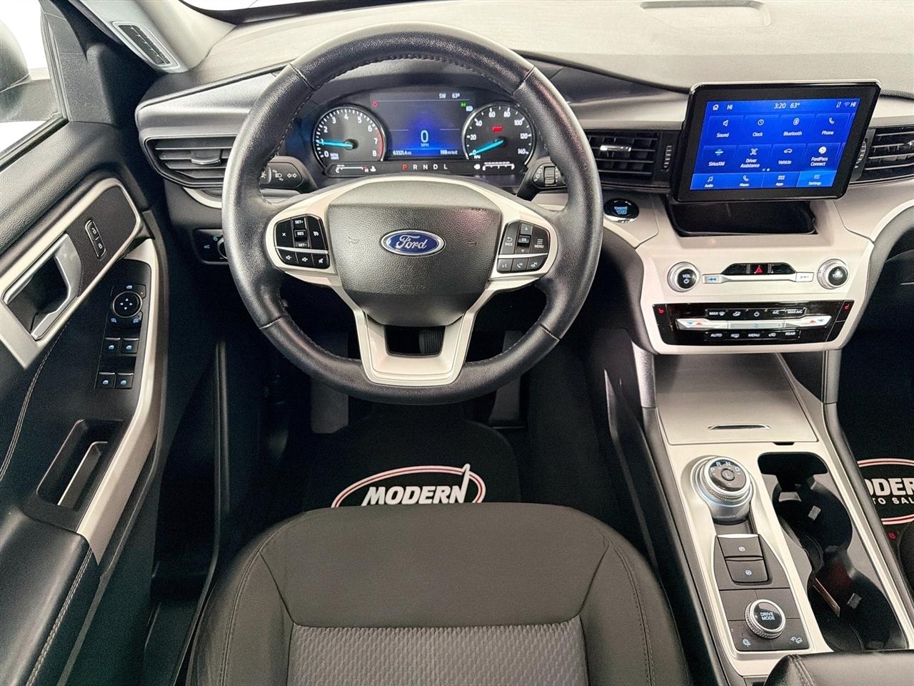 Ford Explorer XLT 4WD 2023