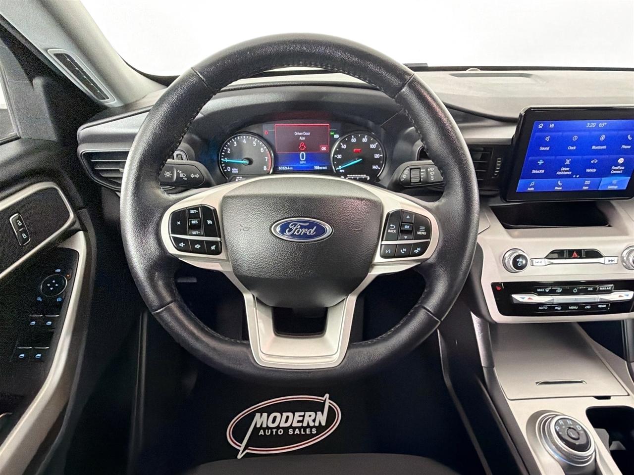 Ford Explorer XLT 4WD 2023