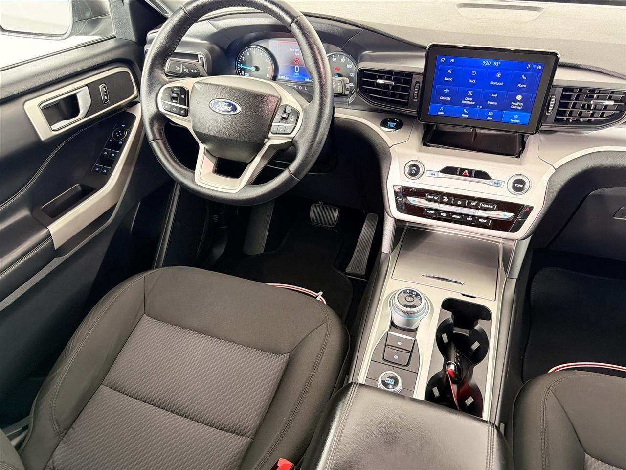 Ford Explorer XLT 4WD 2023