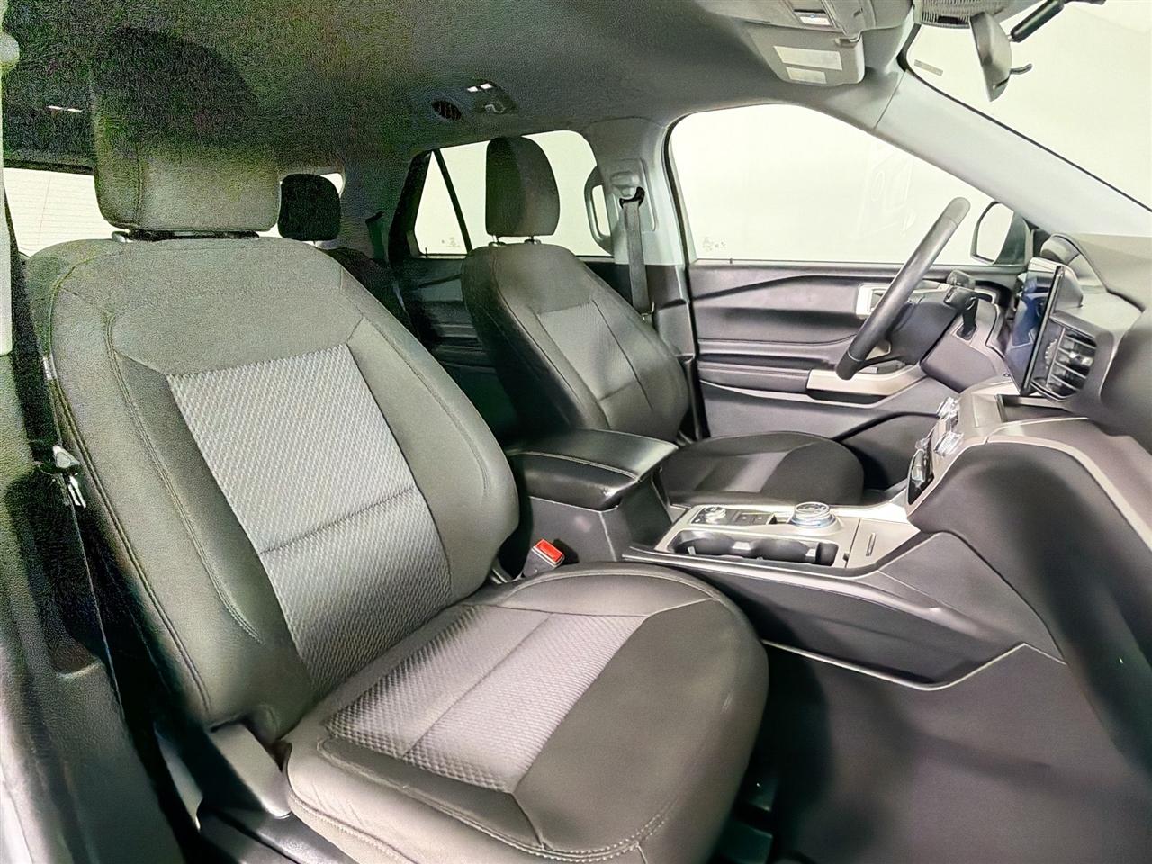 Ford Explorer XLT 4WD 2023