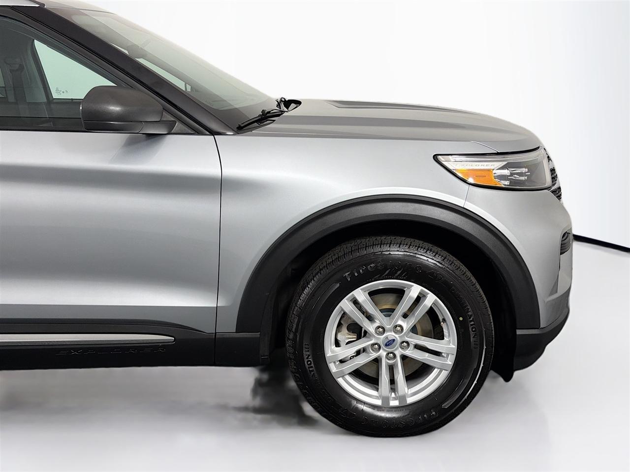 Ford Explorer XLT 4WD 2023