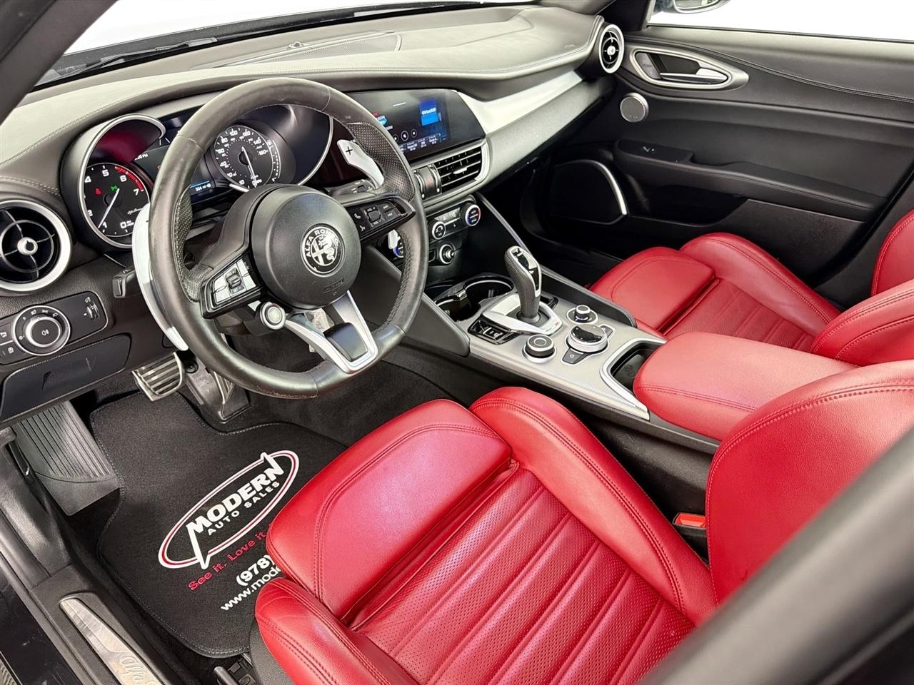 Alfa Romeo Giulia Veloce AWD 2023