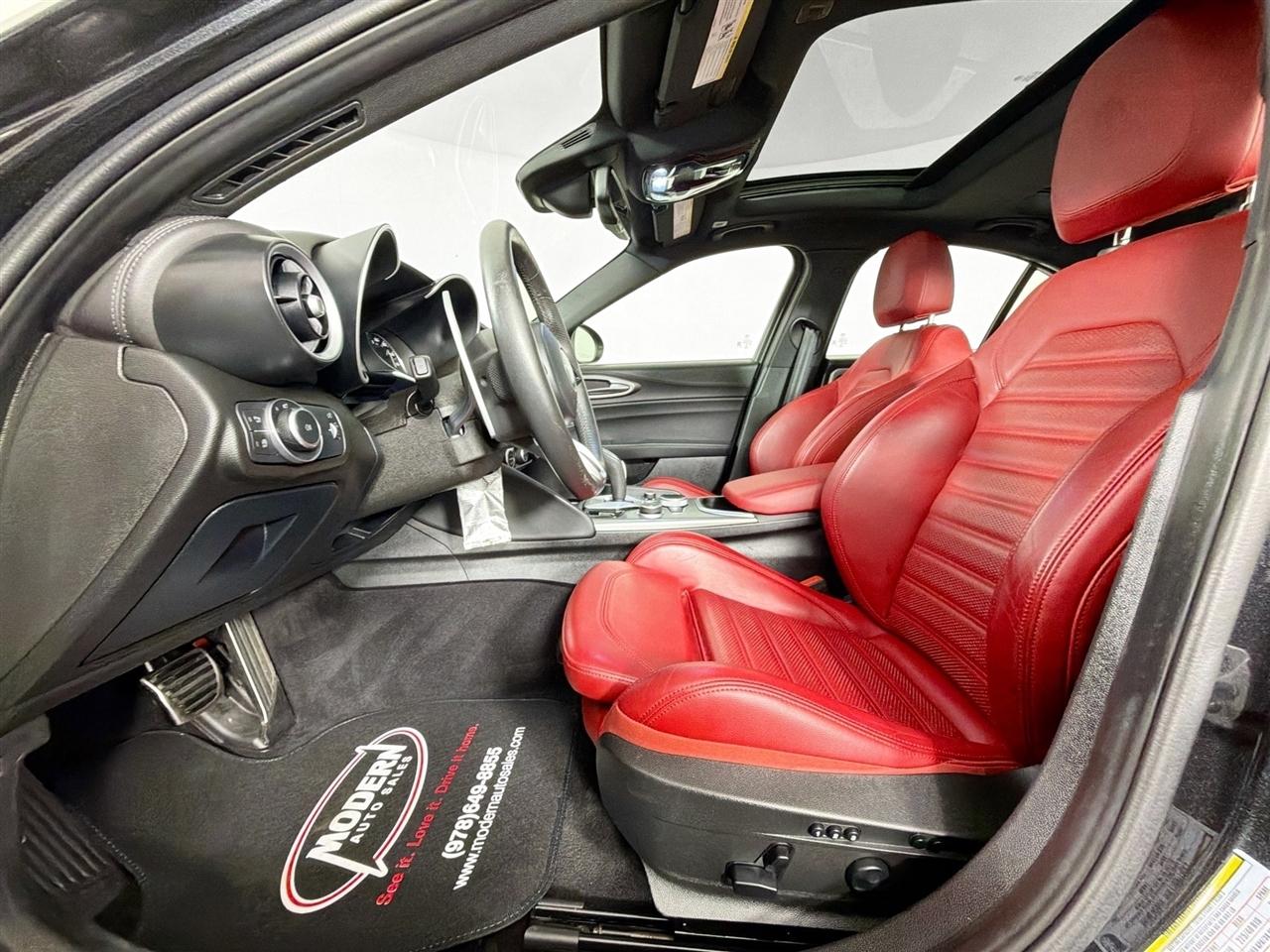 Alfa Romeo Giulia Veloce AWD 2023