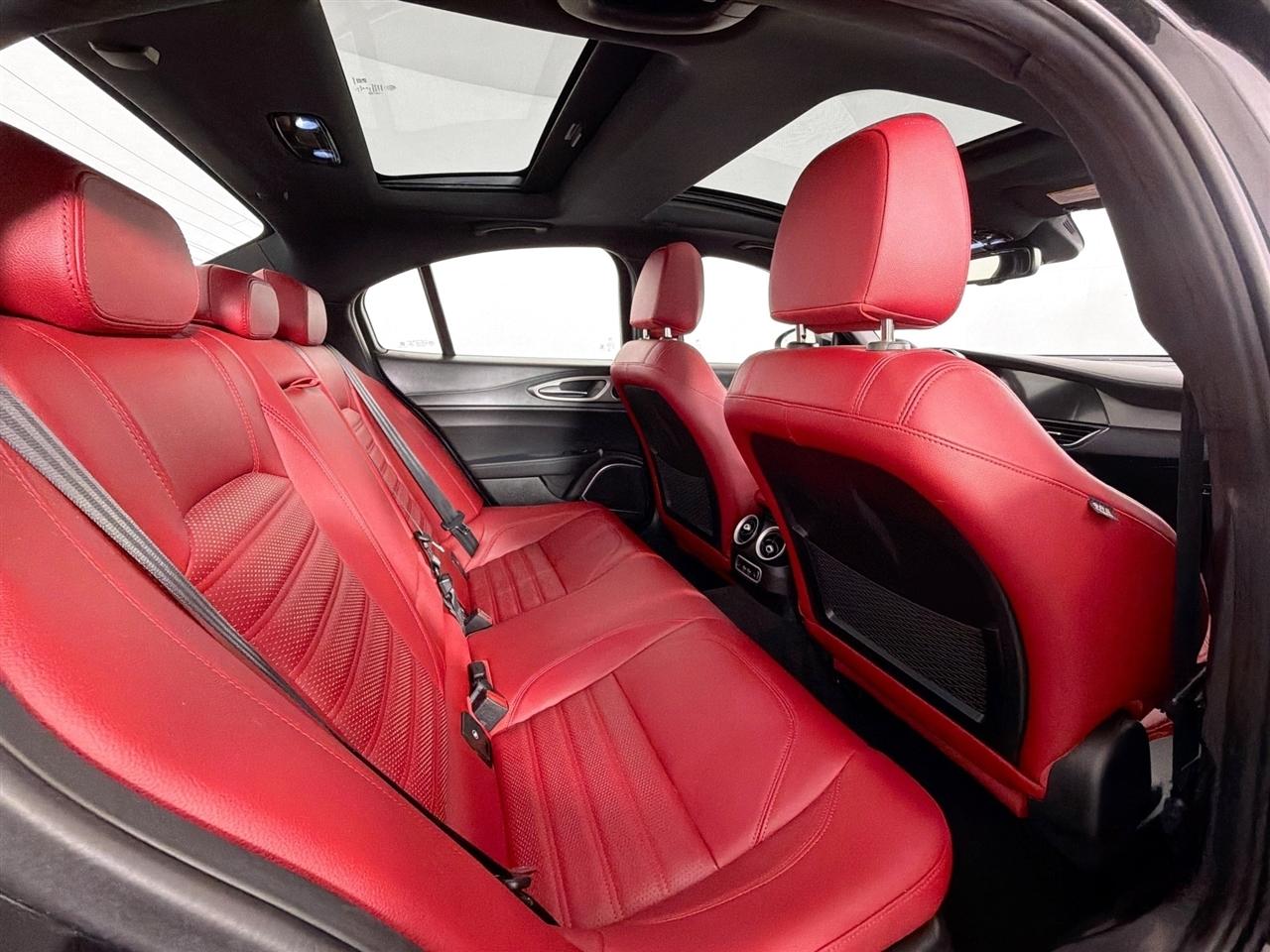 Alfa Romeo Giulia Veloce AWD 2023