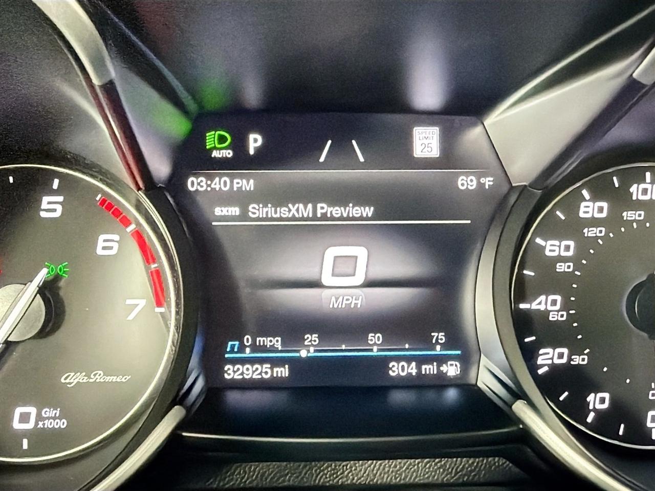 Alfa Romeo Giulia Veloce AWD 2023