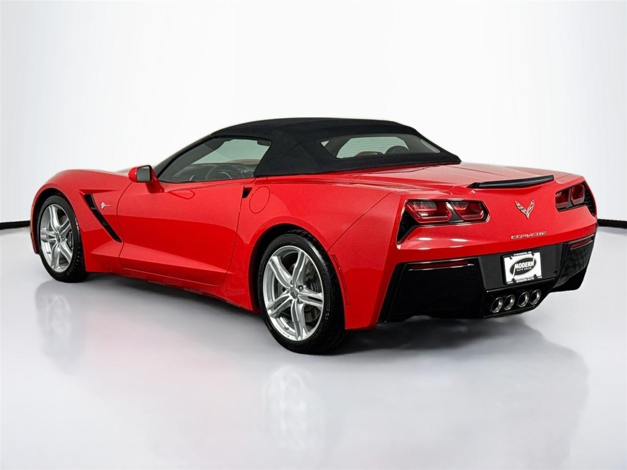 Chevrolet Corvette 2dr Stingray Conv w/2LT 2017