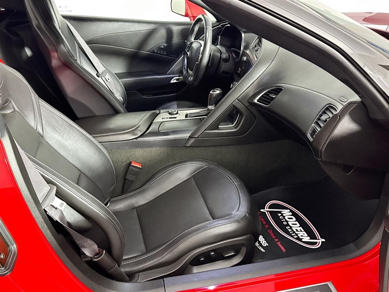 Chevrolet Corvette 2dr Stingray Conv w/2LT 2017