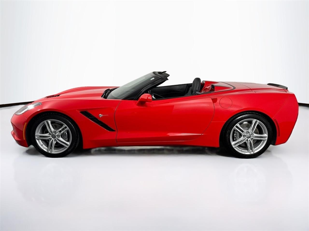 Chevrolet Corvette 2dr Stingray Conv w/2LT 2017