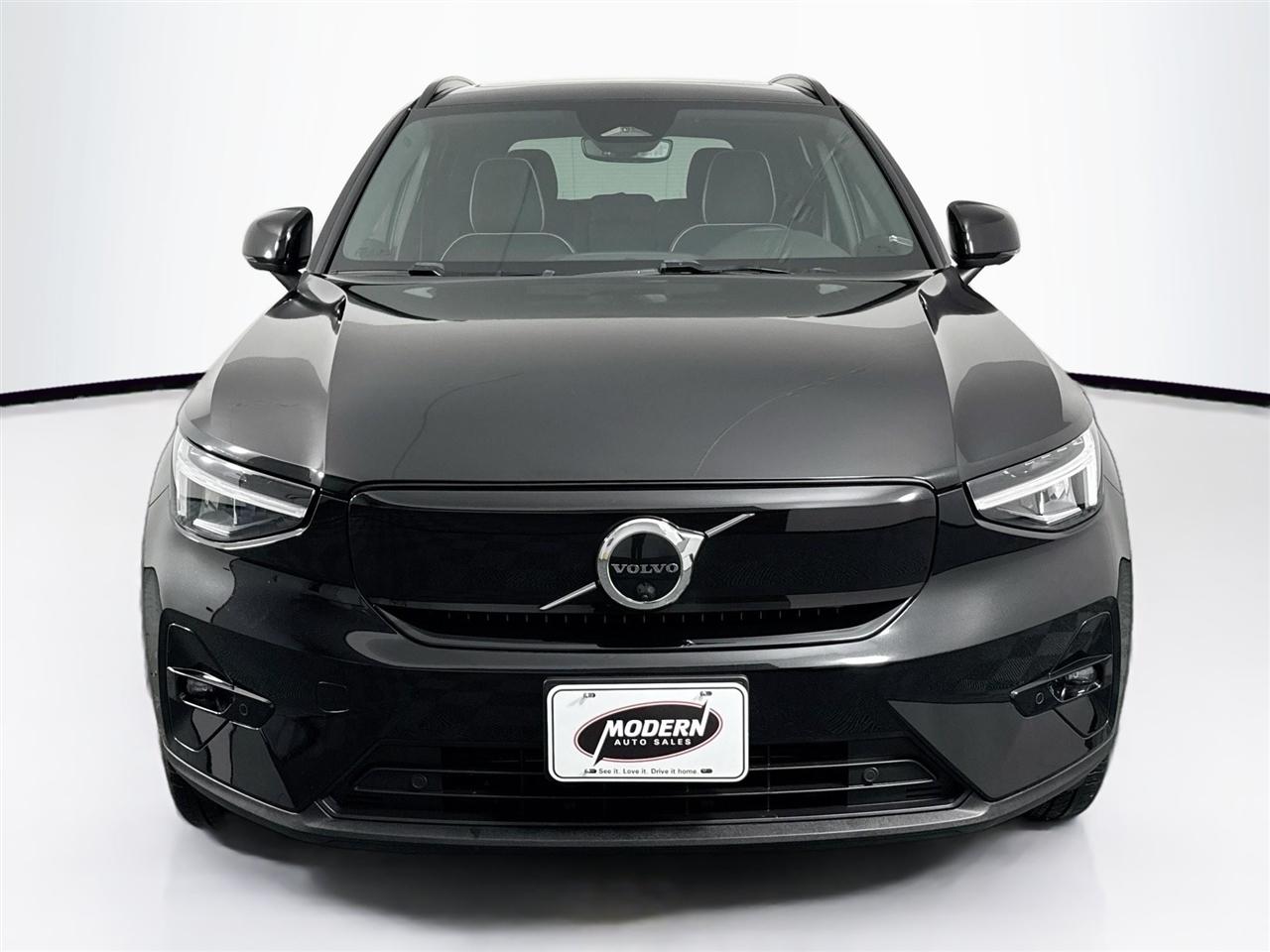 Volvo XC40 Recharge Pure Electric Twin eAWD Plus 2023