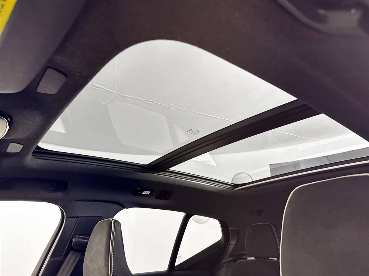 Volvo XC40 Recharge Pure Electric Twin eAWD Plus 2023