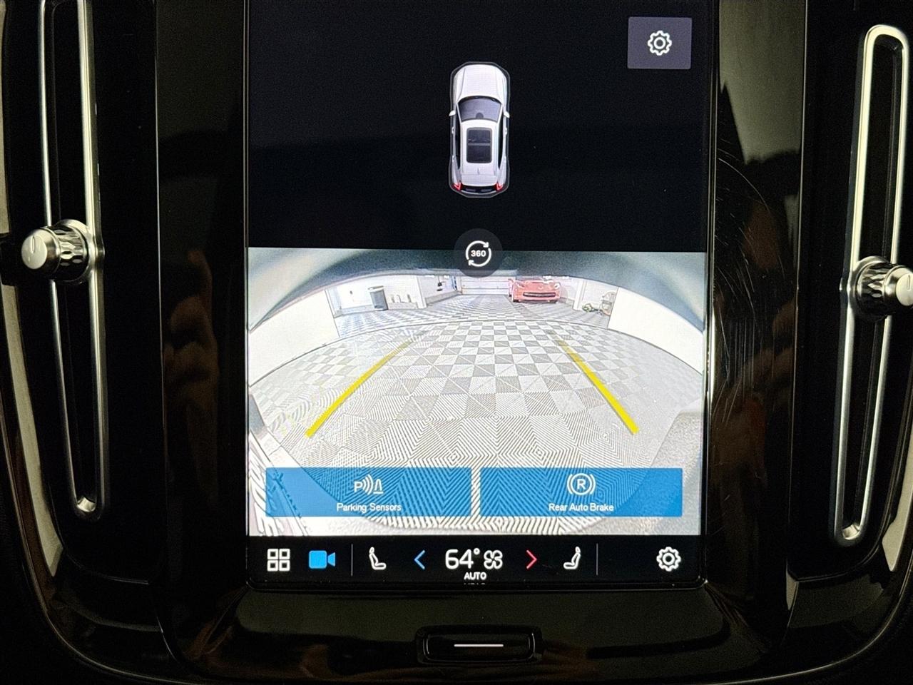 Volvo XC40 Recharge Pure Electric Twin eAWD Plus 2023