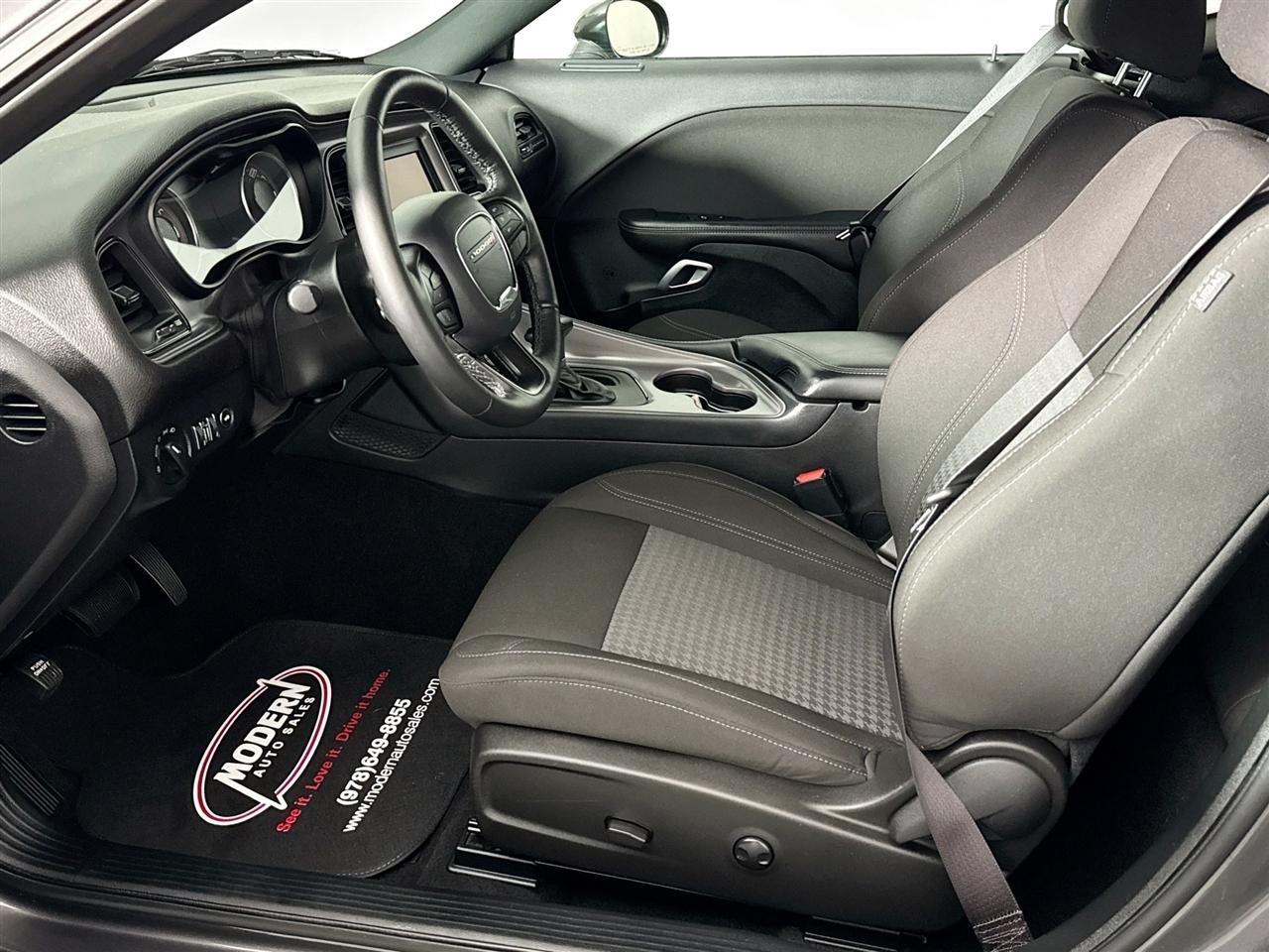 Dodge Challenger SXT AWD 2023