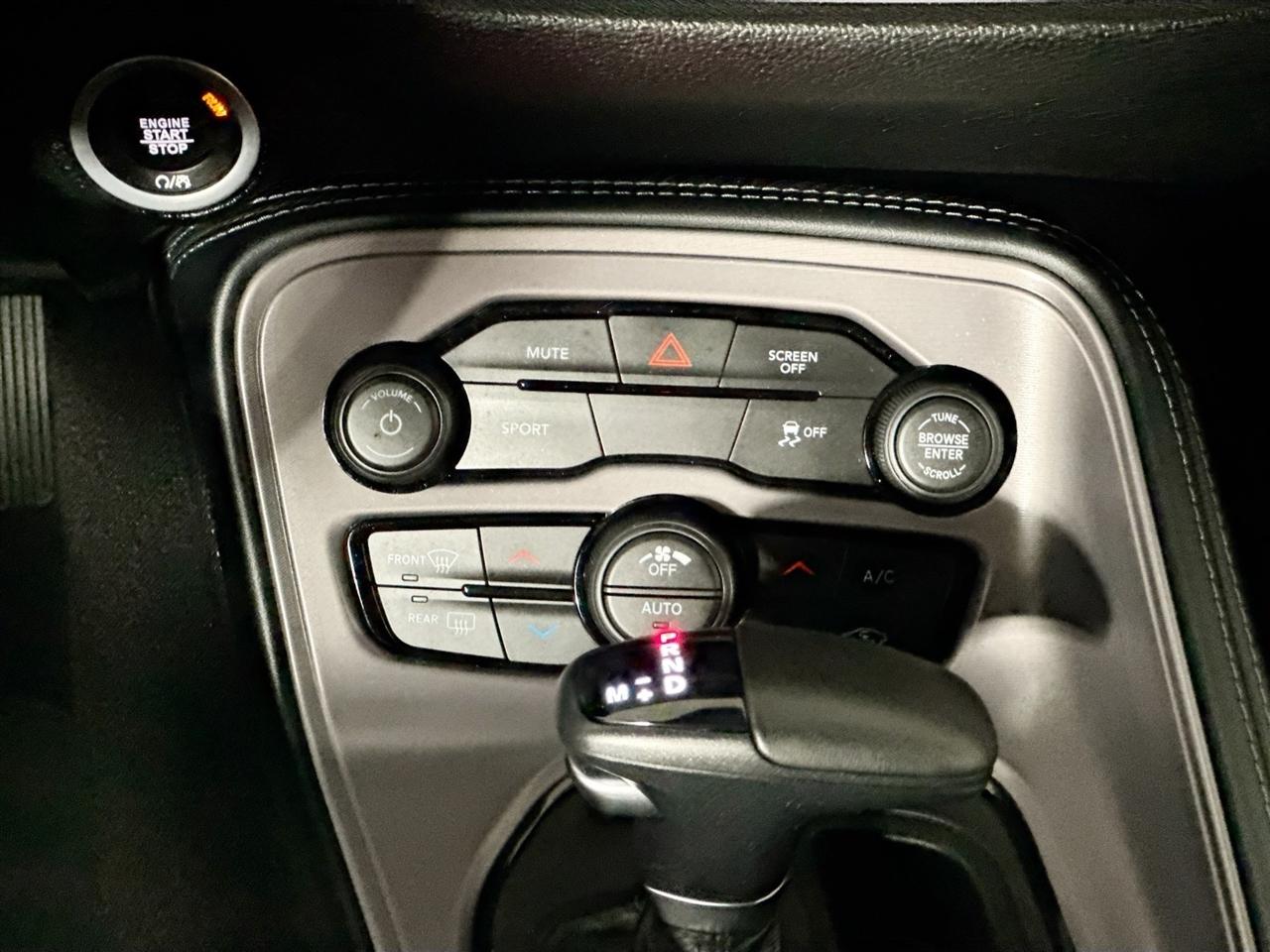 Dodge Challenger SXT AWD 2023
