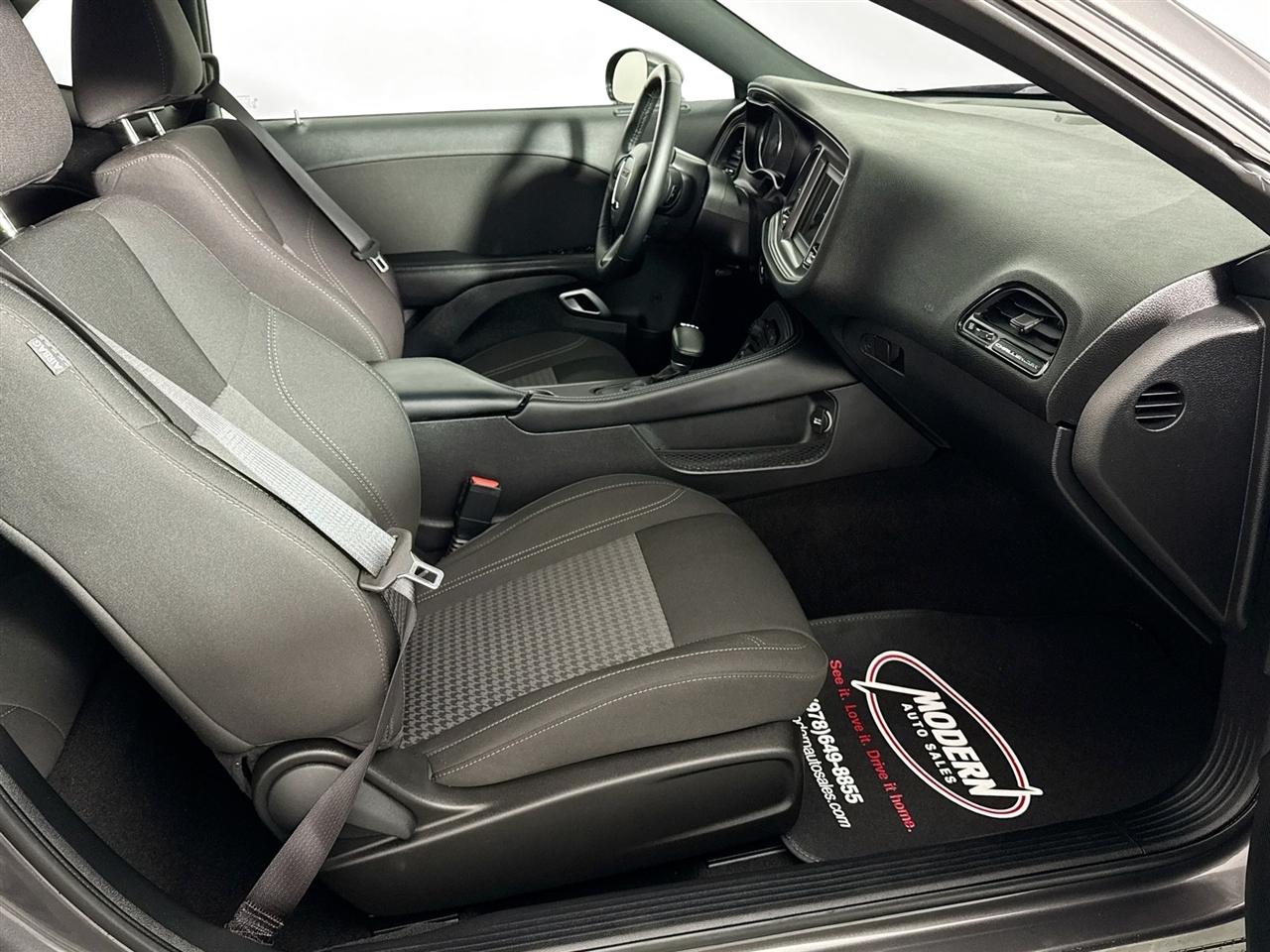 Dodge Challenger SXT AWD 2023