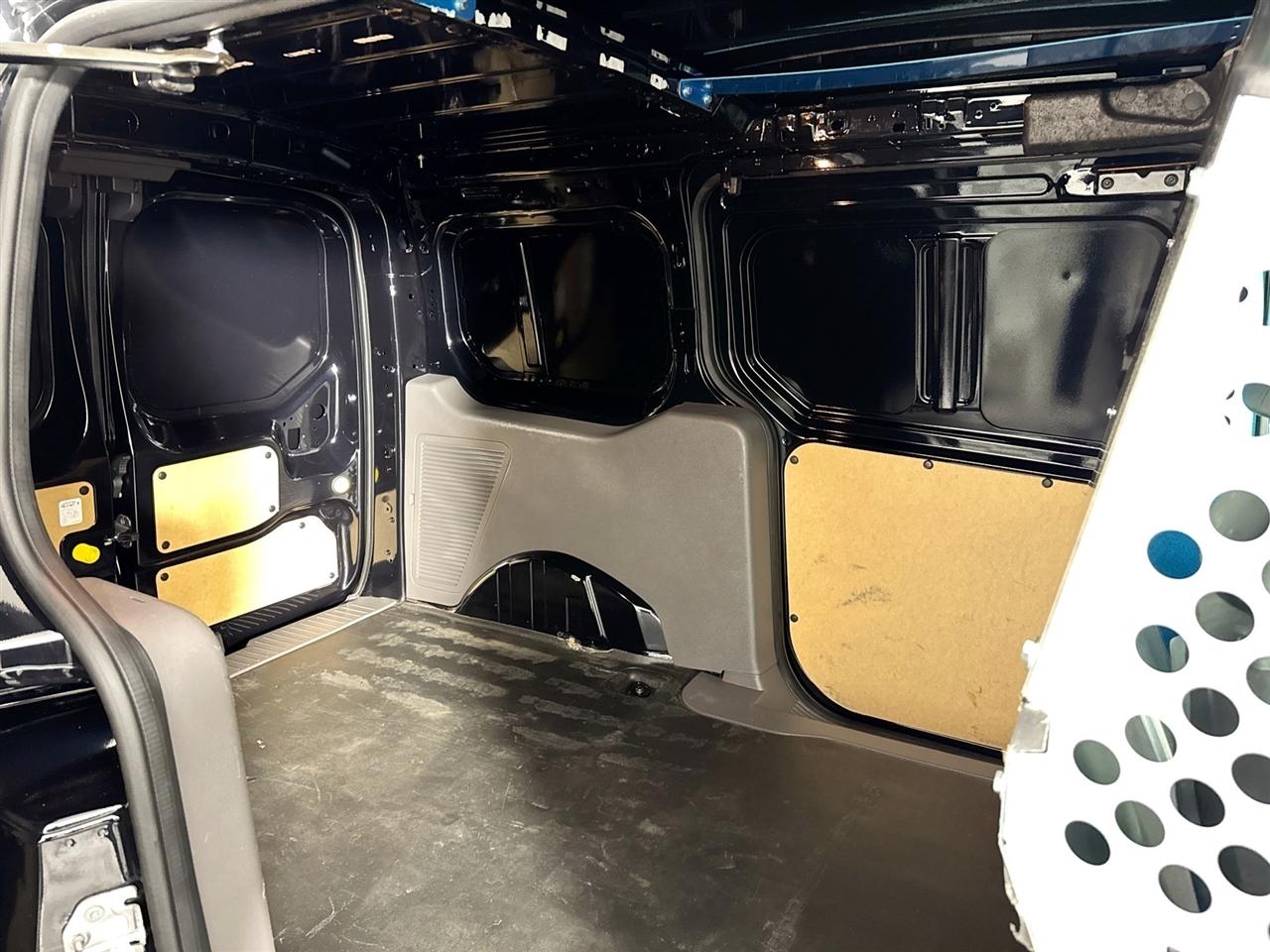 Ford Transit Connect Van XL LWB w/Rear Symmetrical Doors 2023