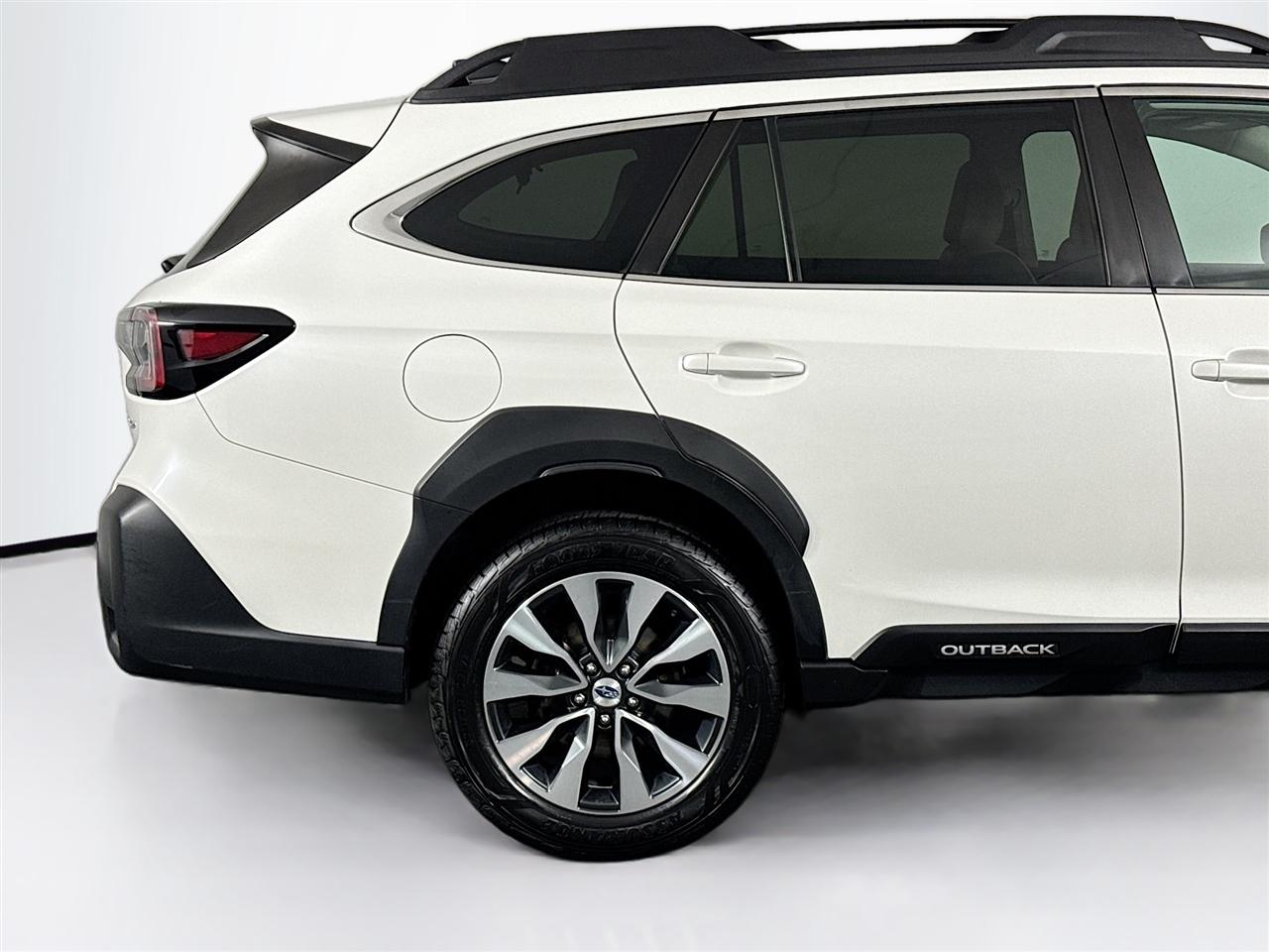 Subaru Outback Limited CVT 2023