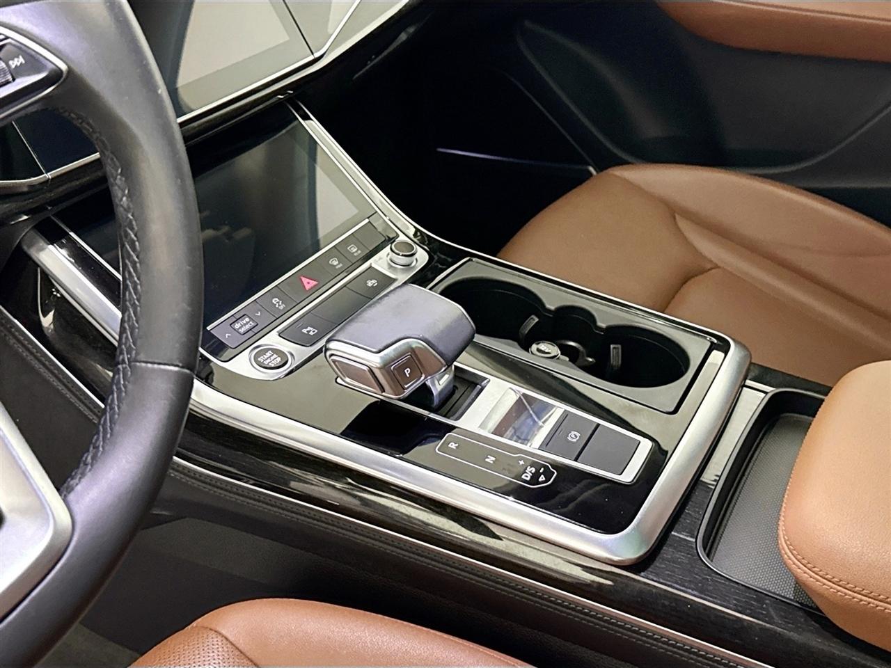 Audi Q7 Premium Plus 55 TFSI quattro 2021
