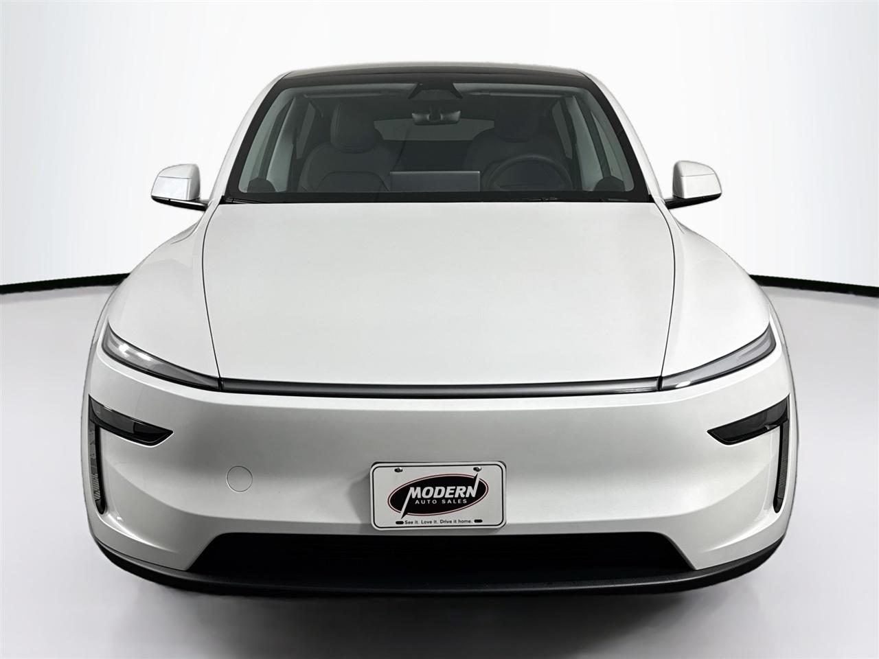 Tesla Model Y Long Range Launch Series AWD *Ltd Avail* 2026