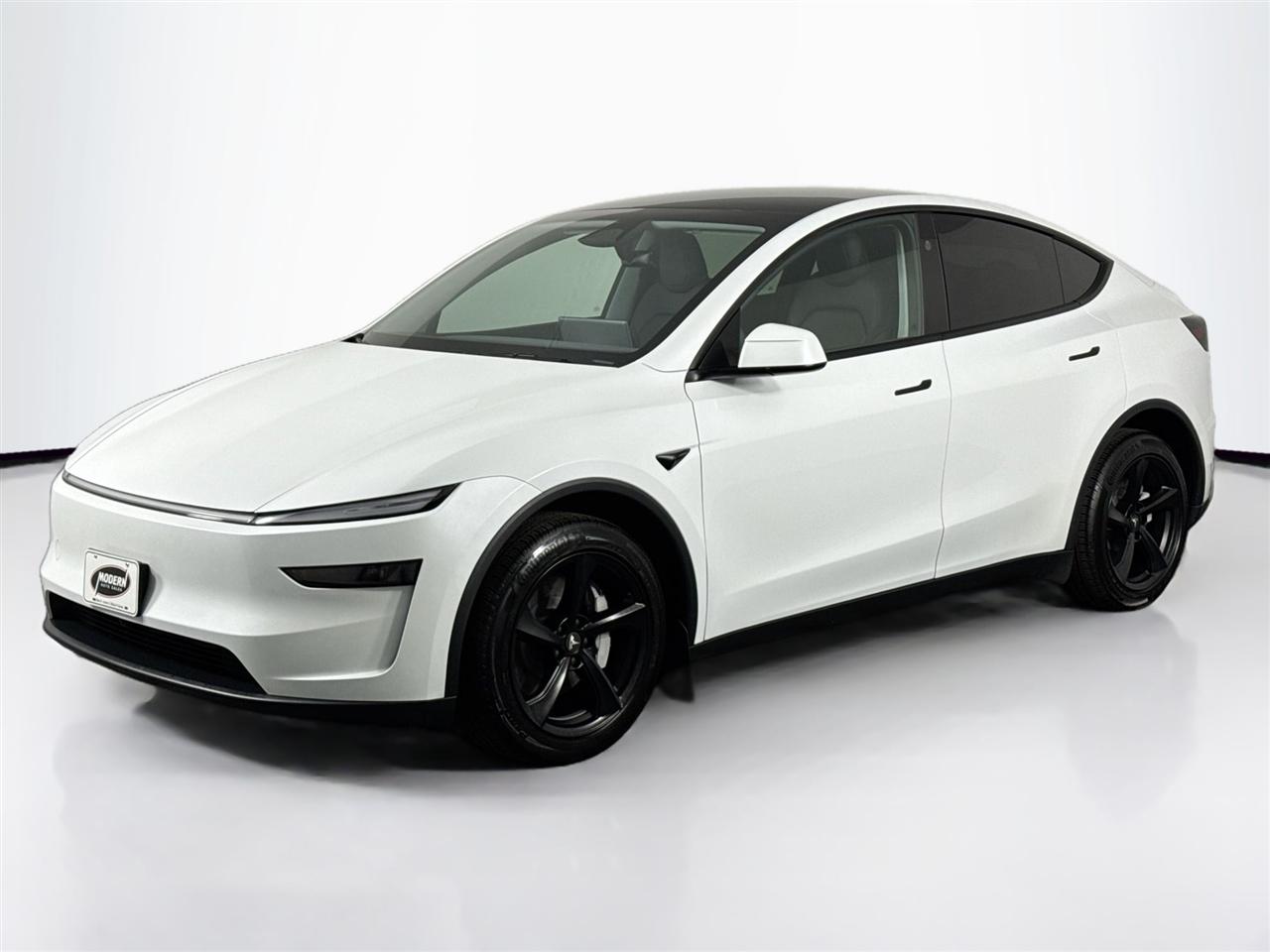 Tesla Model Y Long Range Launch Series AWD *Ltd Avail* 2026