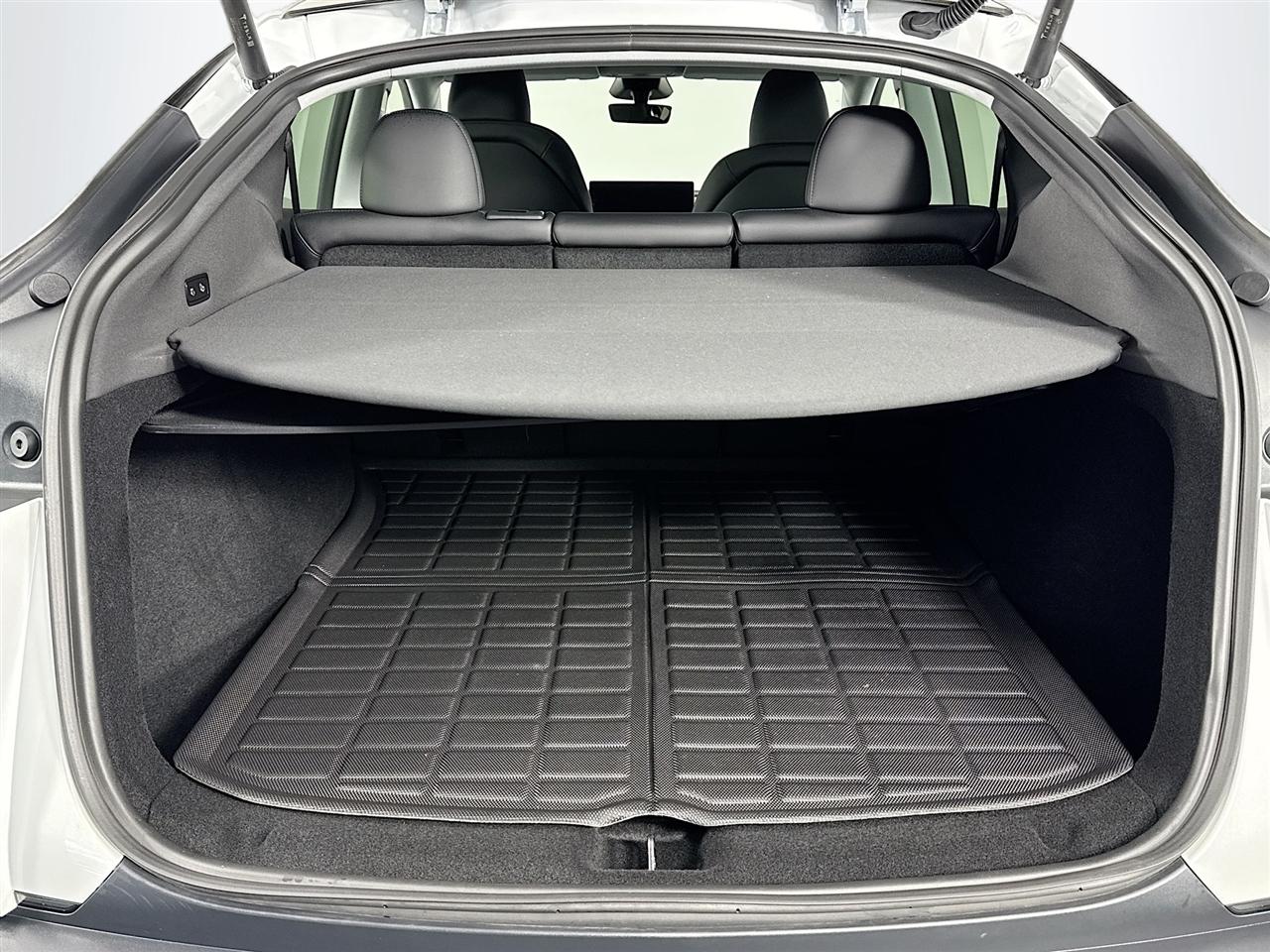 Tesla Model Y Long Range Launch Series AWD *Ltd Avail* 2026