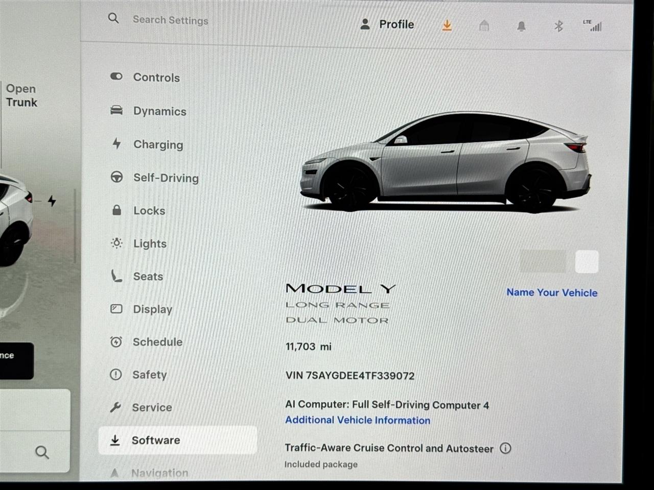 Tesla Model Y Long Range Launch Series AWD *Ltd Avail* 2026