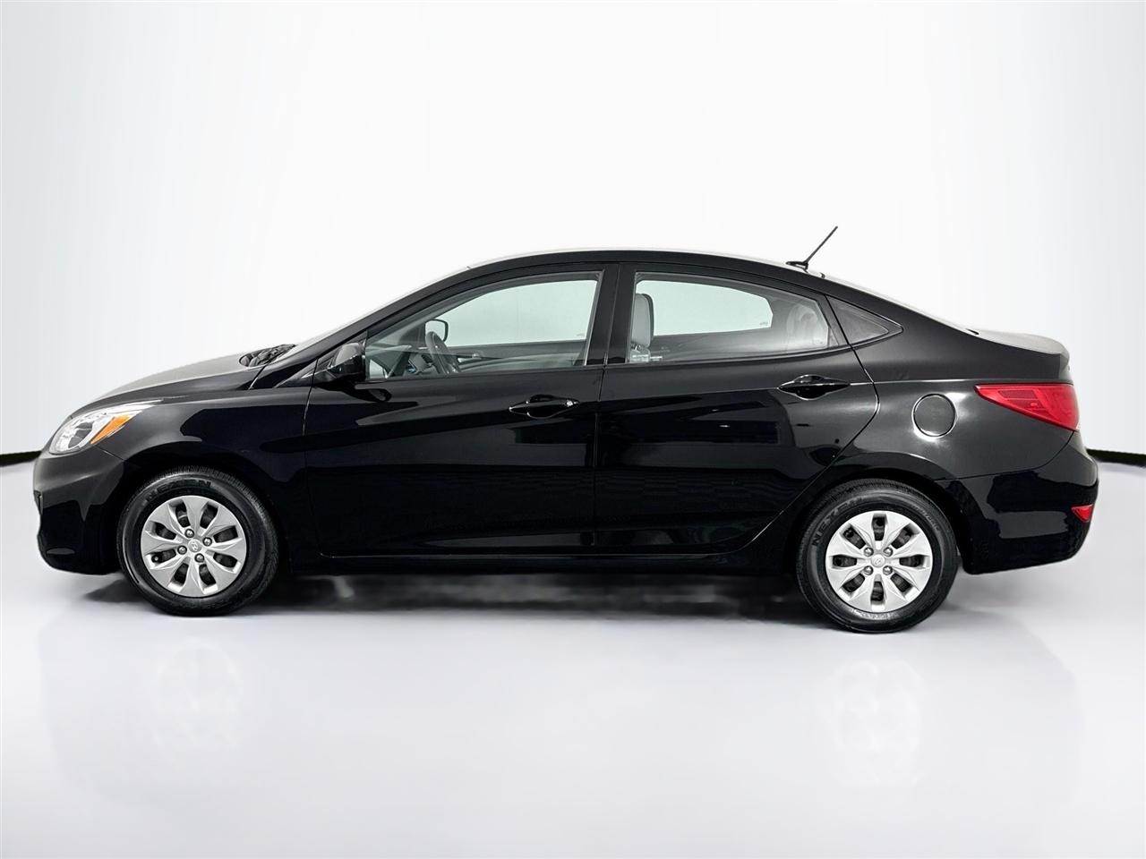 Hyundai Accent 4dr Sdn Auto GLS 2015