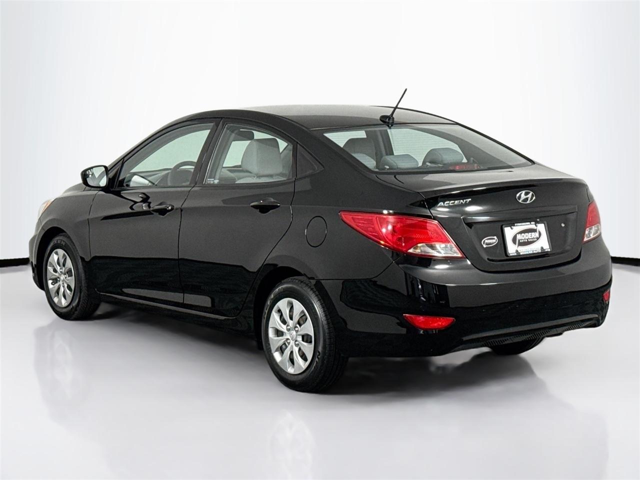 Hyundai Accent 4dr Sdn Auto GLS 2015