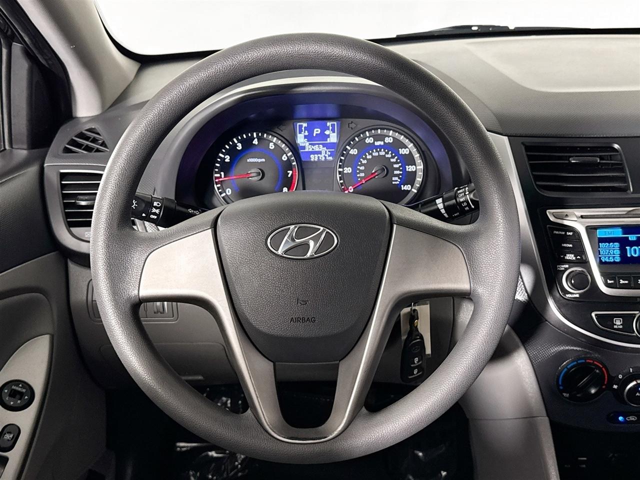 Hyundai Accent 4dr Sdn Auto GLS 2015